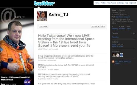 Uzaydan Dünyaya Twitter mesajı.